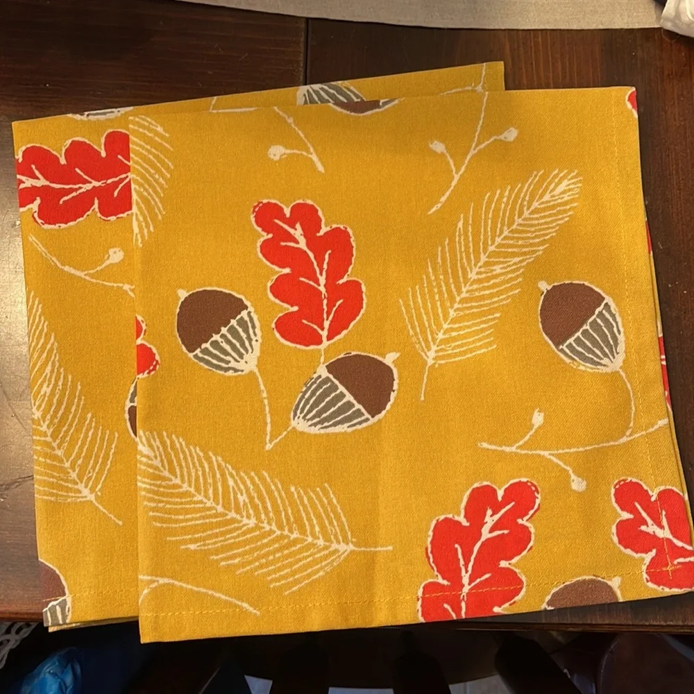Crate & Barrel Acorn Napkins